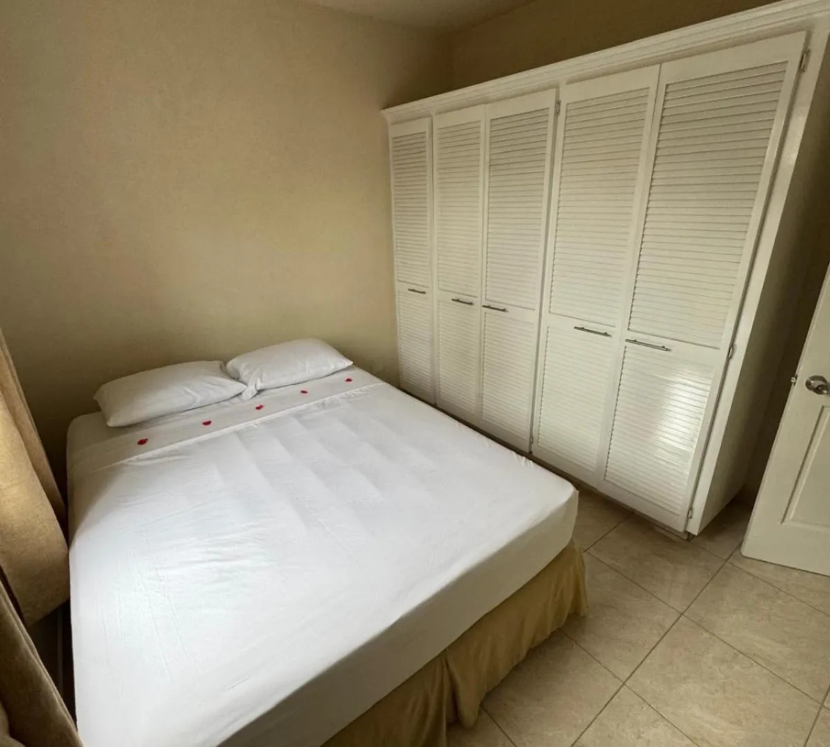 Sakari Ventures Apartments Bridgetown