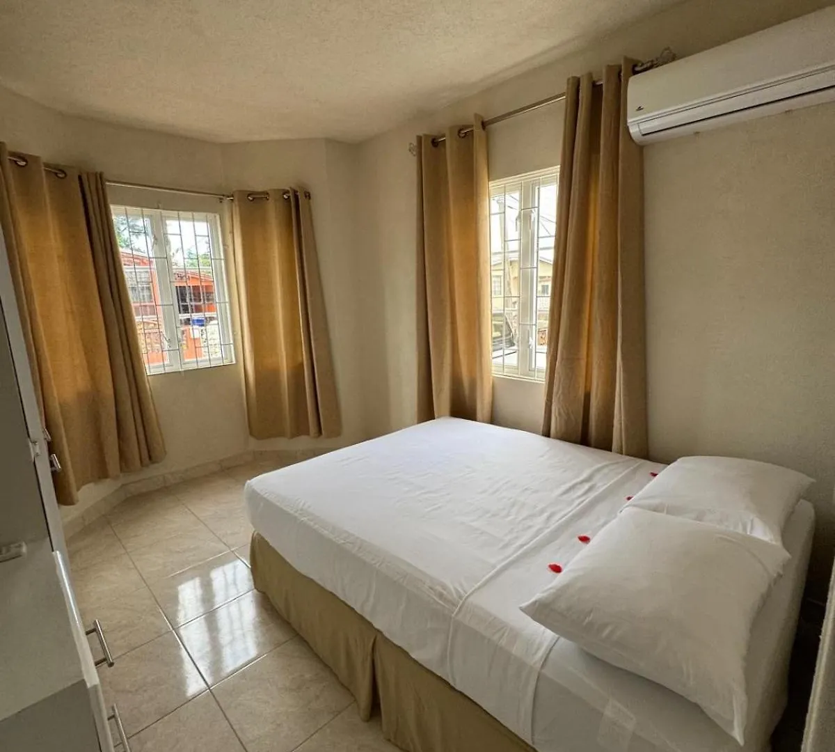 Sakari Ventures Apartments Bridgetown